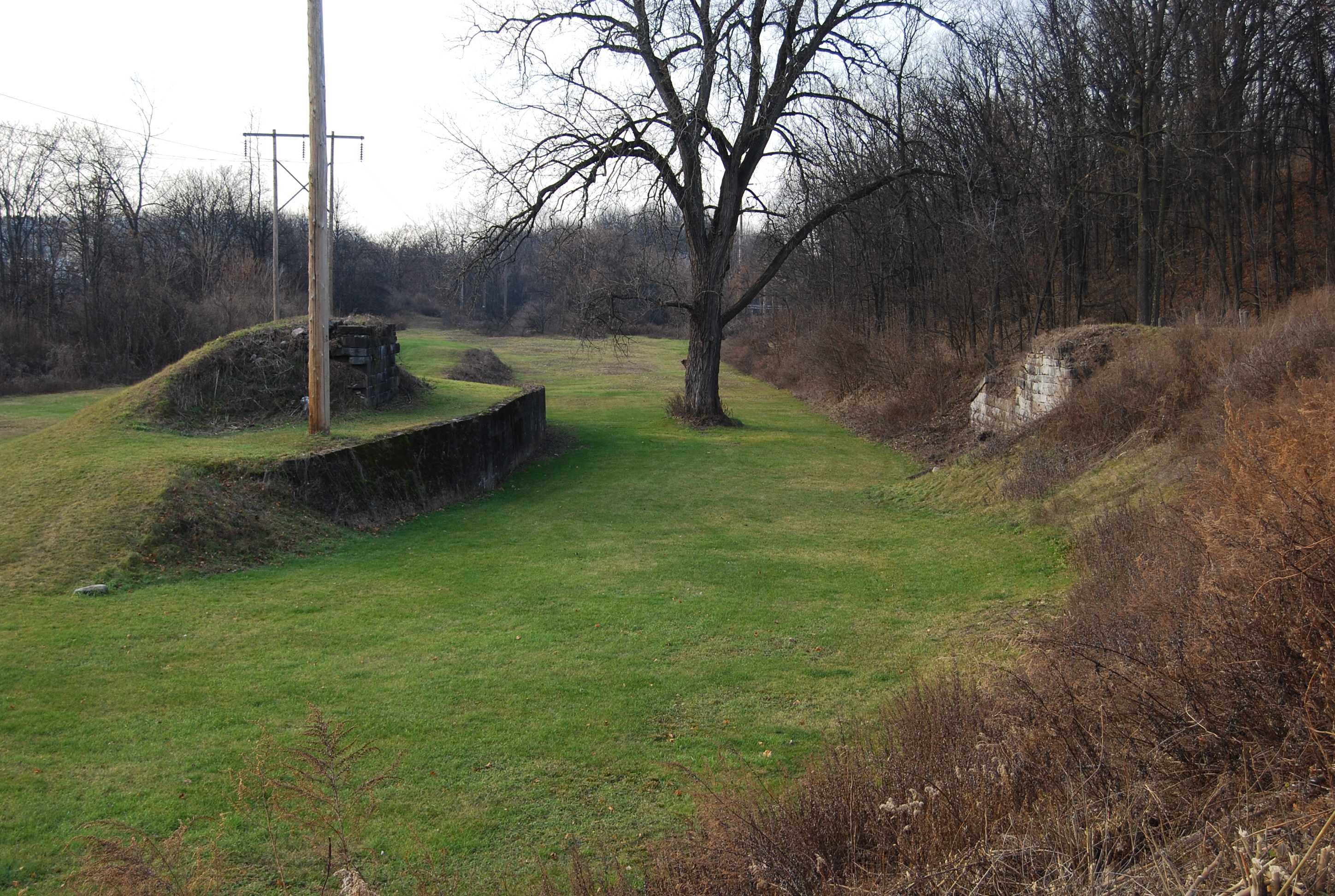 Looking West, Abutments (2013)